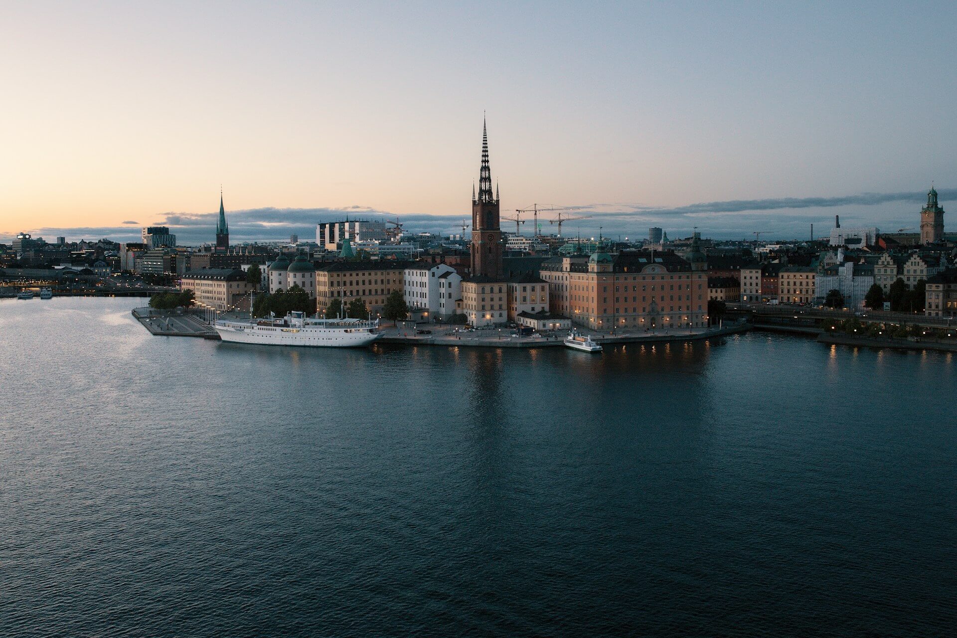 Boka din upplevelse present i Stockholm hos Bodyflight.